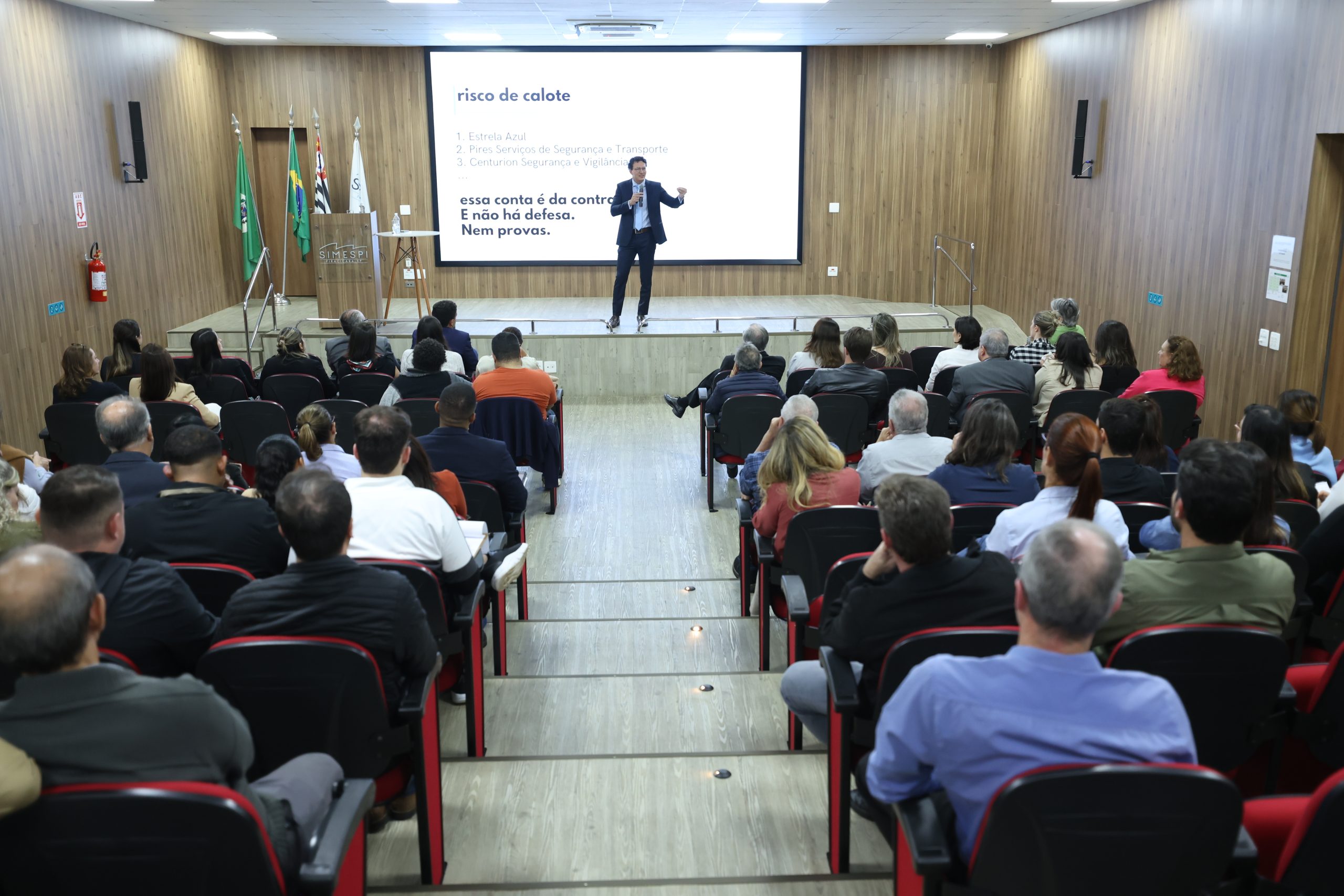 Jornada Jurídica reúne mais de 150 participantes em duas noites de palestra